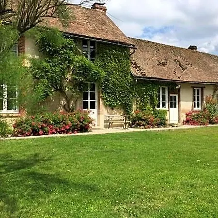 Bed & Breakfast Le Clos De La Livre 3*